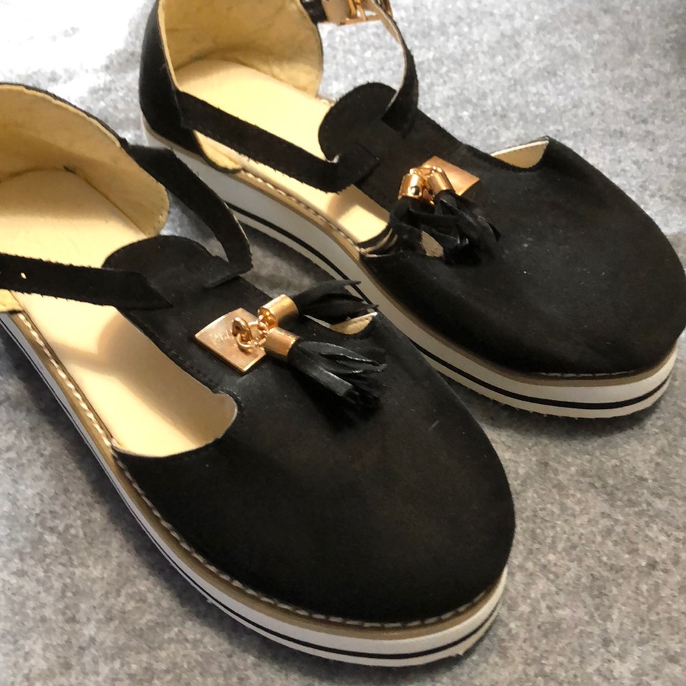 Brand new platform shoes